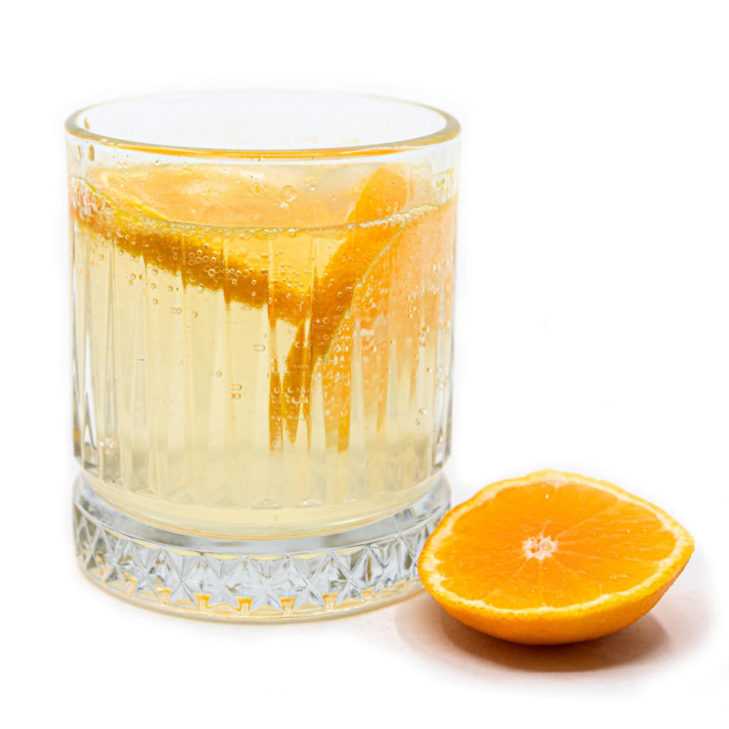 Cocktail MandaGin Steinbock 